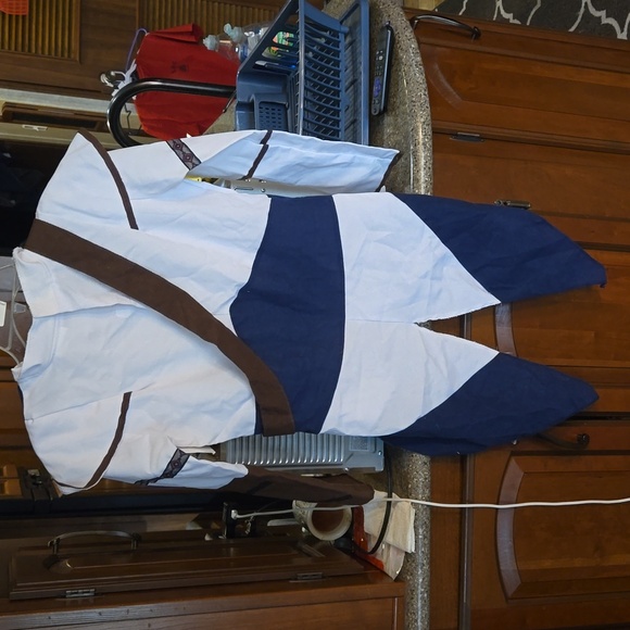 Assassin's Creed Tunic medieval Costume Top Size  M - Picture 3 of 3